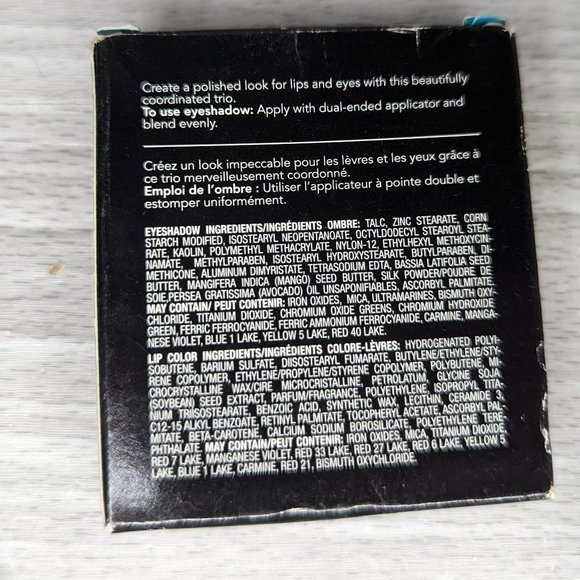 Avon Elegant Essentials For Lips & Eyes- Neutral Sophistication - Picture 3 of 6